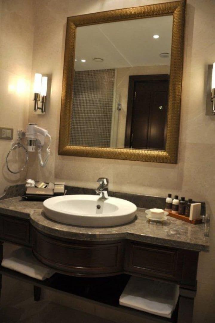 Crowne Plaza Hotel Istanbul - Asia by IHG