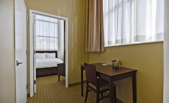 Pointe Plaza Hotel