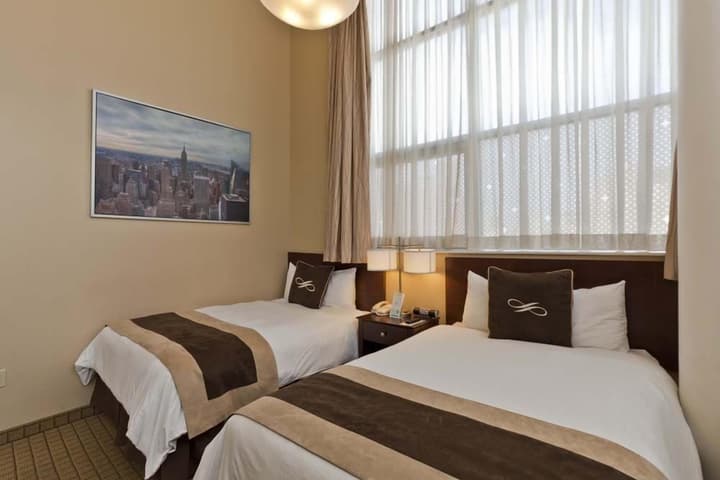 Pointe Plaza Hotel