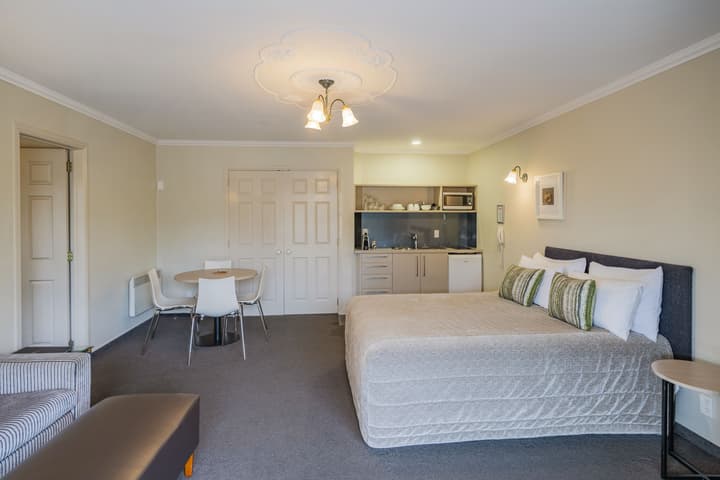 Silver Fern Rotorua Suites & Spa