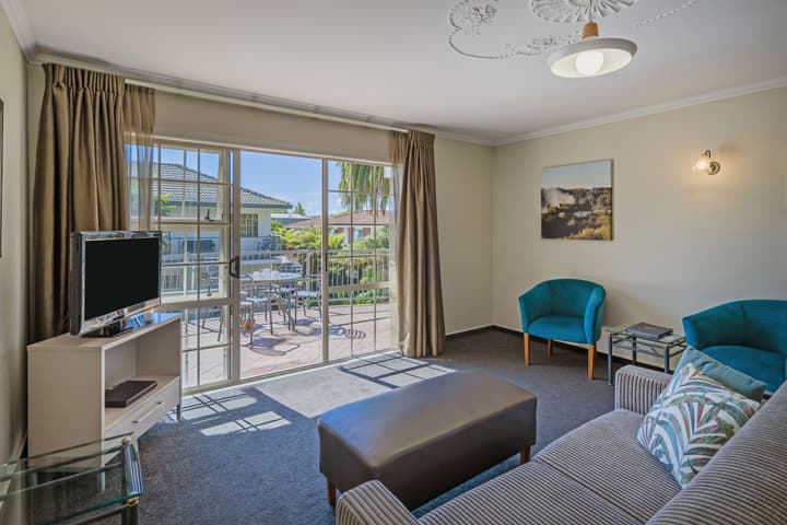 Silver Fern Rotorua Suites & Spa