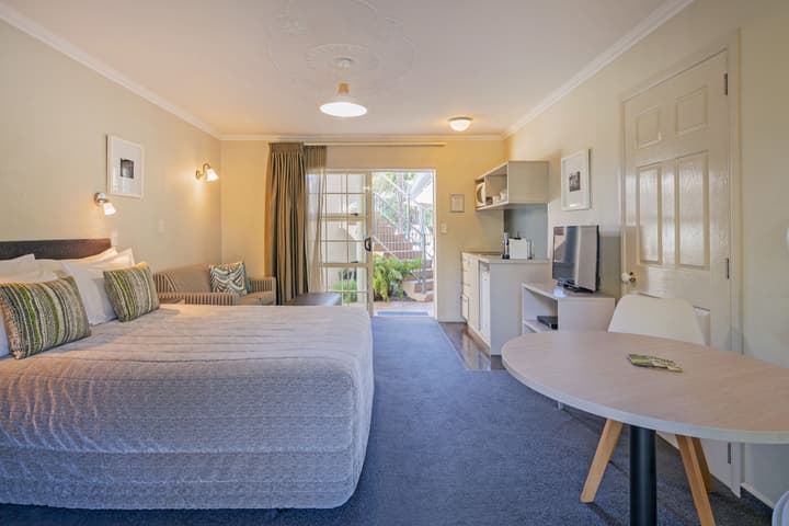 Silver Fern Rotorua Suites & Spa