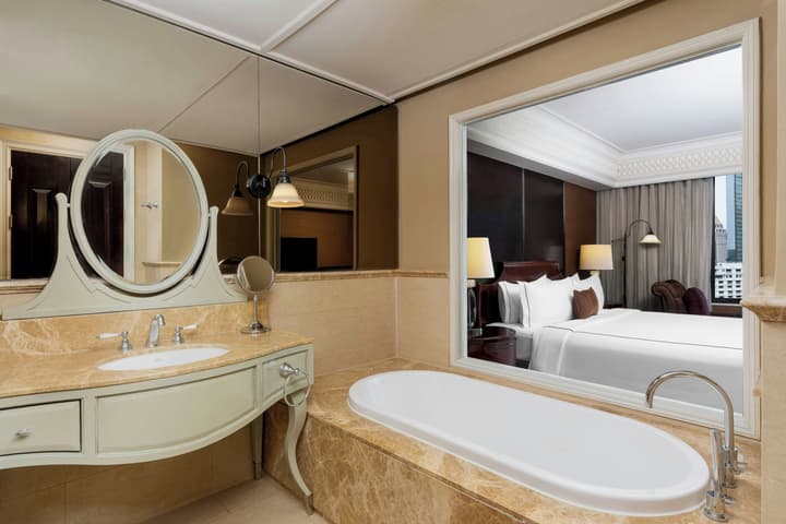 Hotel Muse Bangkok, Autograph Collection