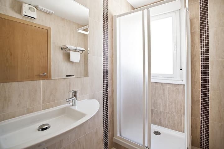 Hostal T4