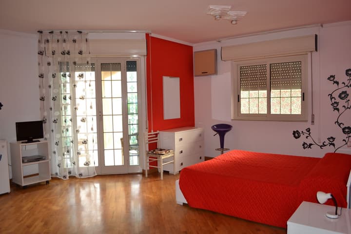 Hotel Jonic