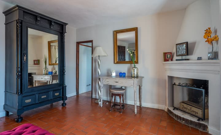 LA TARTANA HOTEL BOUTIQUE