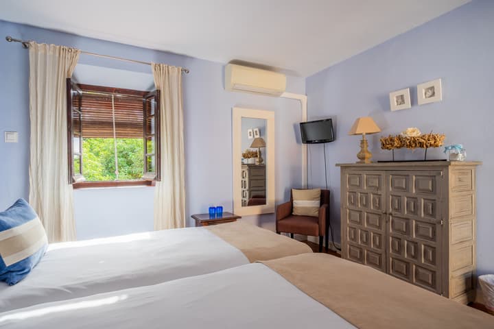 LA TARTANA HOTEL BOUTIQUE
