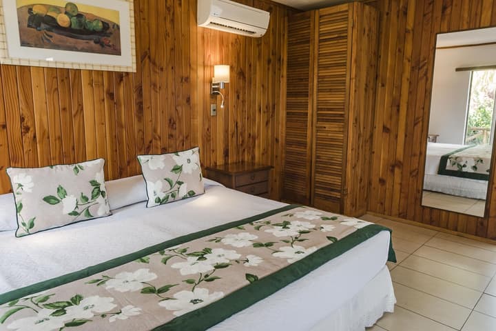 Taha Tai Hotel