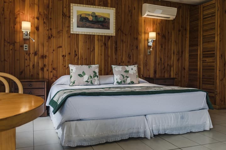 Taha Tai Hotel