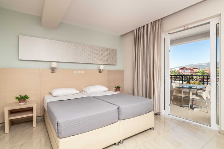 Karras Hotel