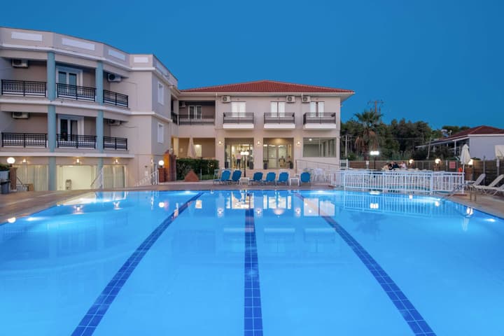 Karras Hotel