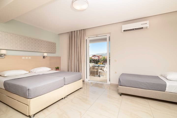 Karras Hotel