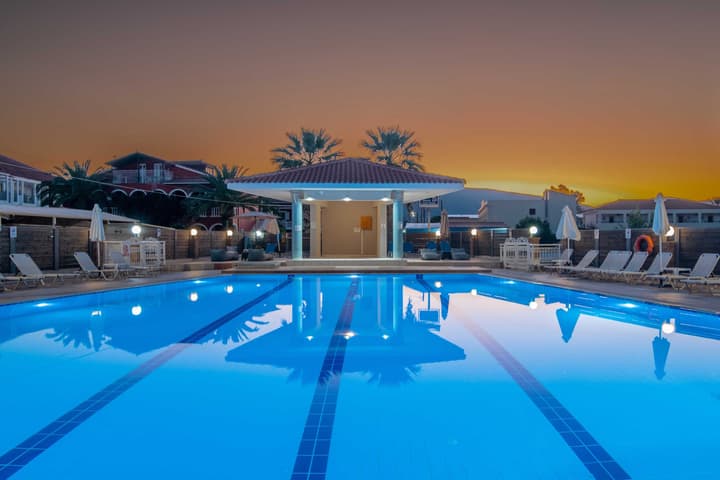 Karras Hotel