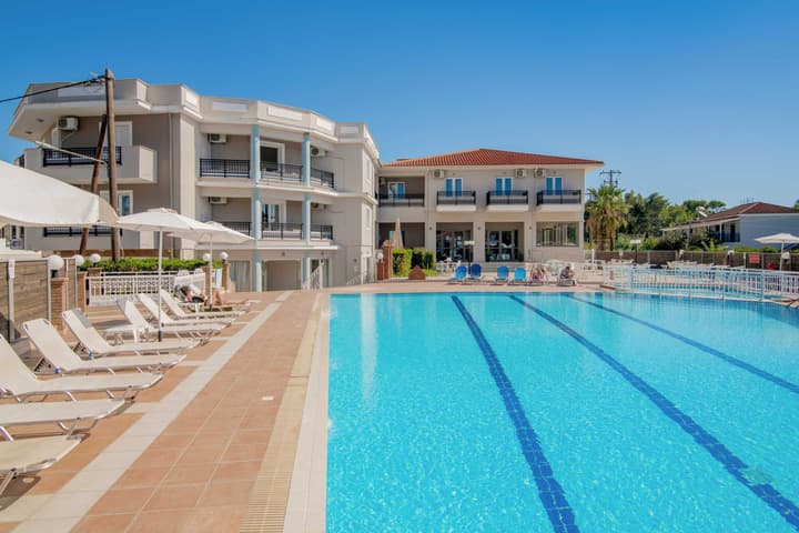 Karras Hotel