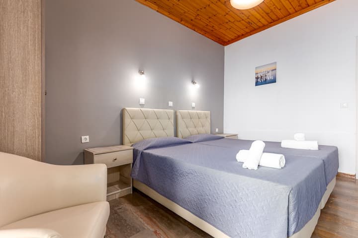 Oasis Hotel