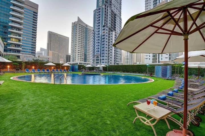 Sunday Marina View Hotel Apartments