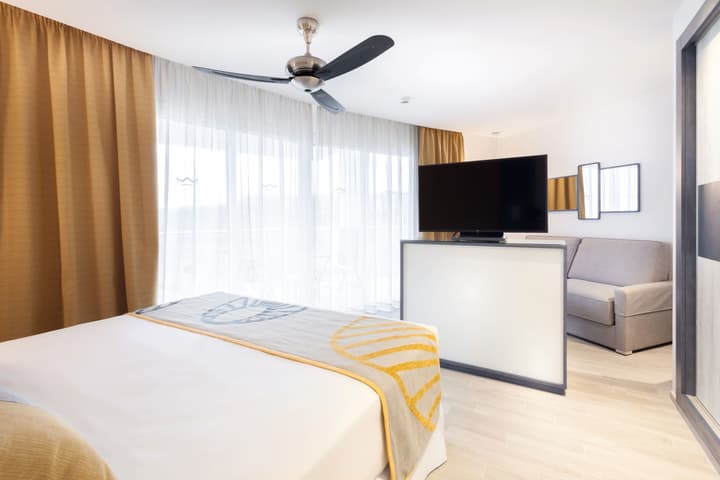 Hotel Riu Vistamar - All Inclusive