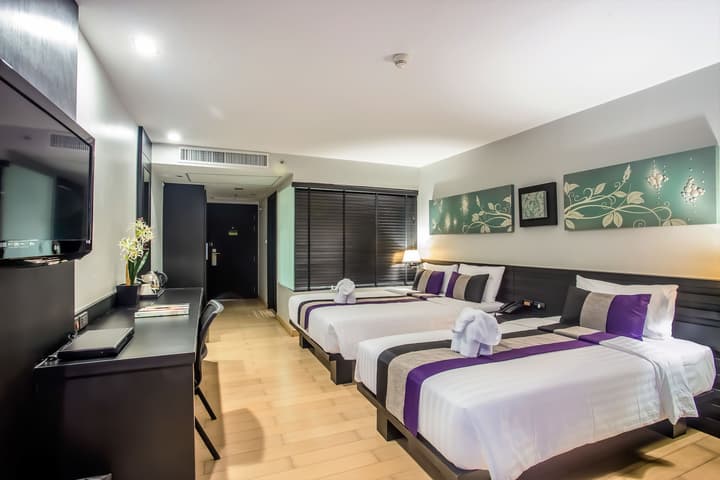 Nouvo City Hotel