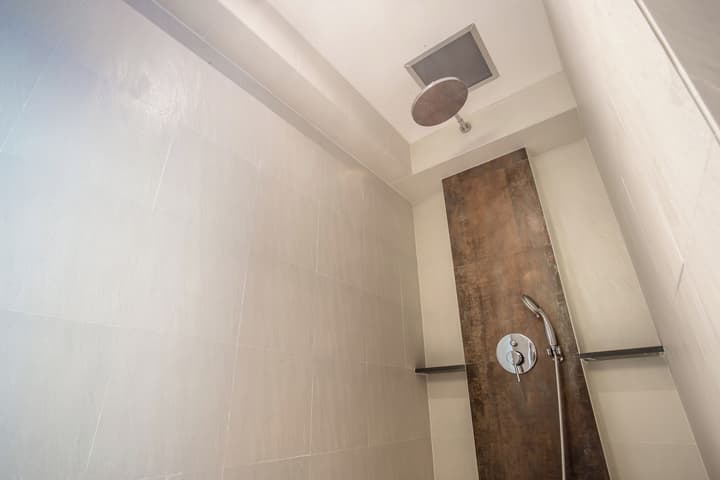 Nouvo City Hotel