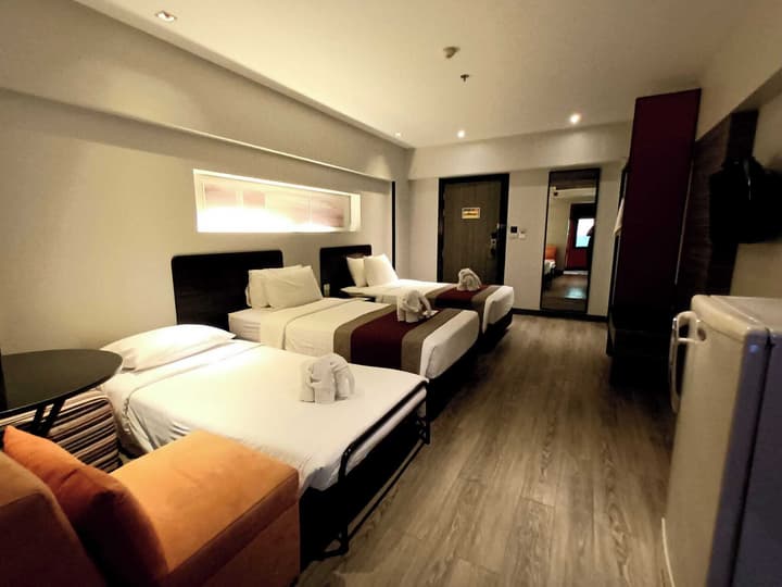 Nouvo City Hotel