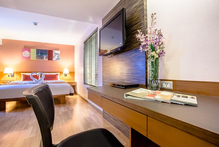 Nouvo City Hotel