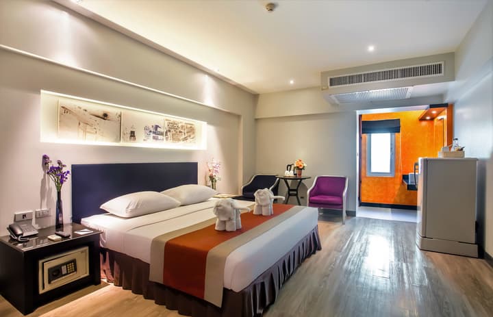 Nouvo City Hotel