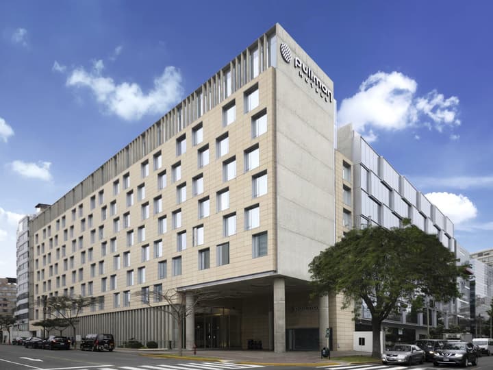 Pullman Lima San Isidro