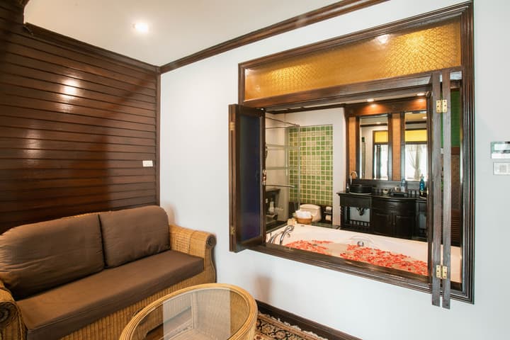 Sunday Villa Sirilanna Hotel