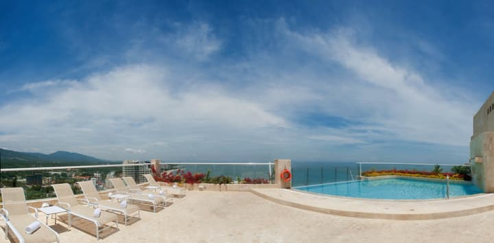 Hotel Irotama Lago