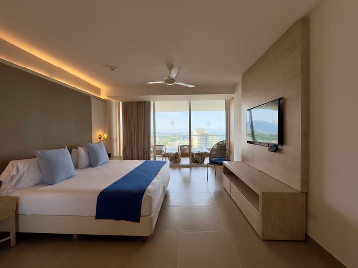 Hotel Irotama Lago