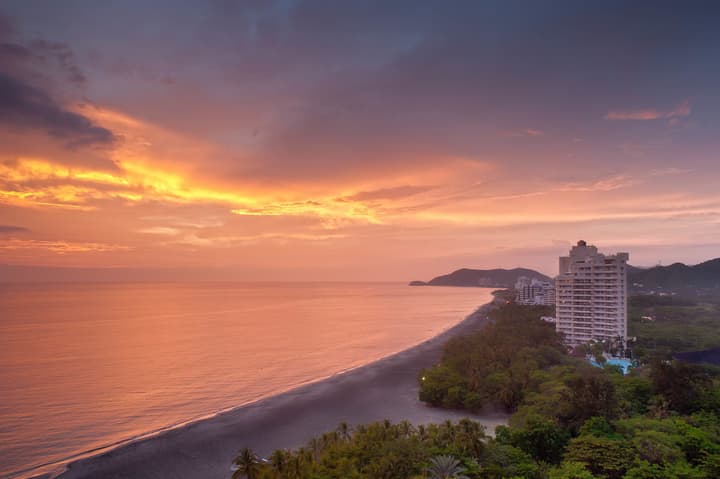 Hotel Irotama Lago