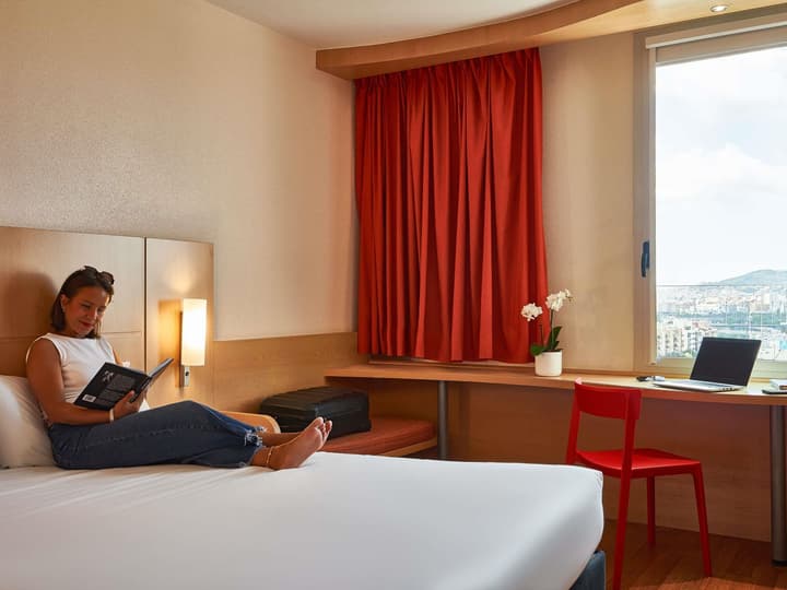 ibis Barcelona Santa Coloma