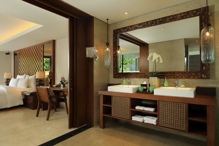 SVANATA Uluwatu Bali Resort