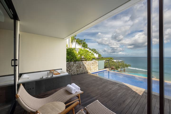 SVANATA Uluwatu Bali Resort