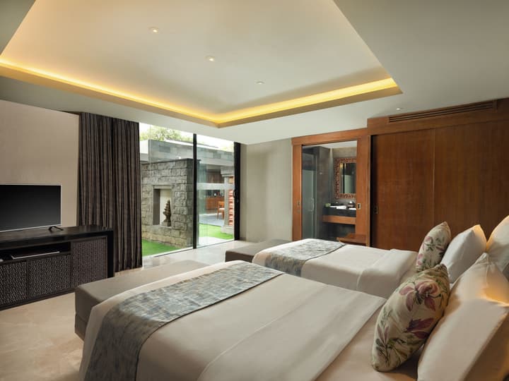 SVANATA Uluwatu Bali Resort