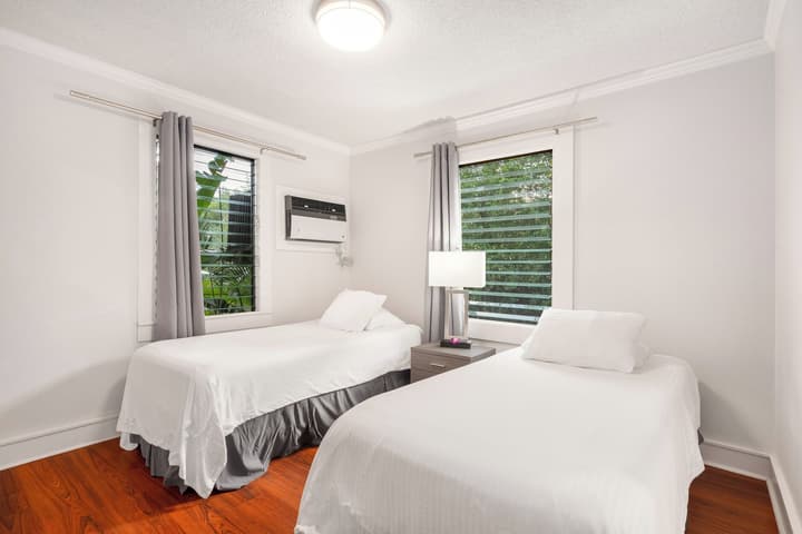 Paradise Bay Resort