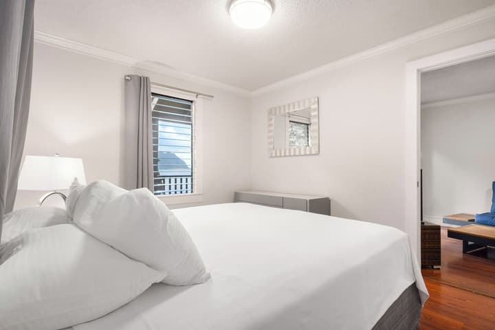 Paradise Bay Resort