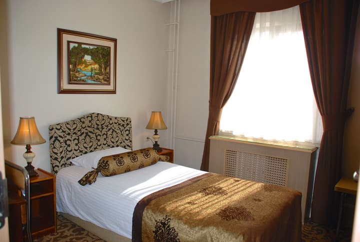 Hotel Mithat