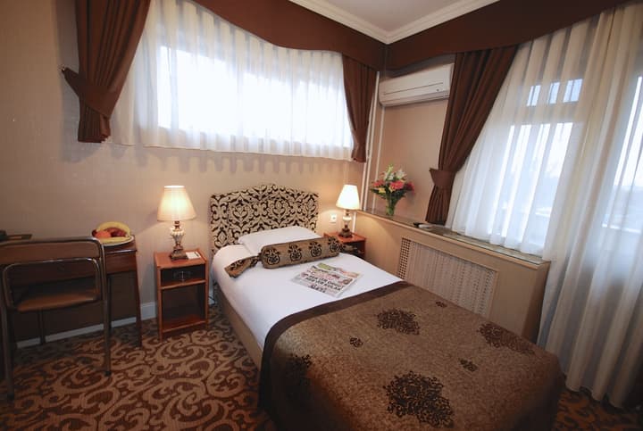 Hotel Mithat