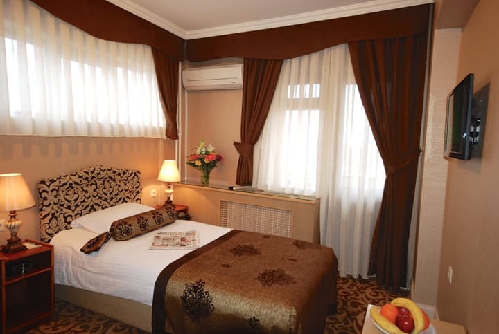 Hotel Mithat