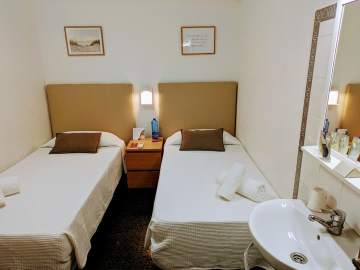 Hostal Alogar