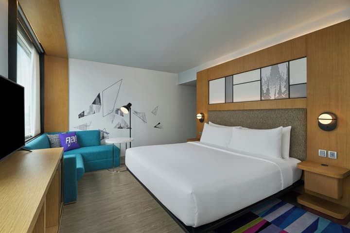 Aloft by Marriott Bangkok Sukhumvit 11