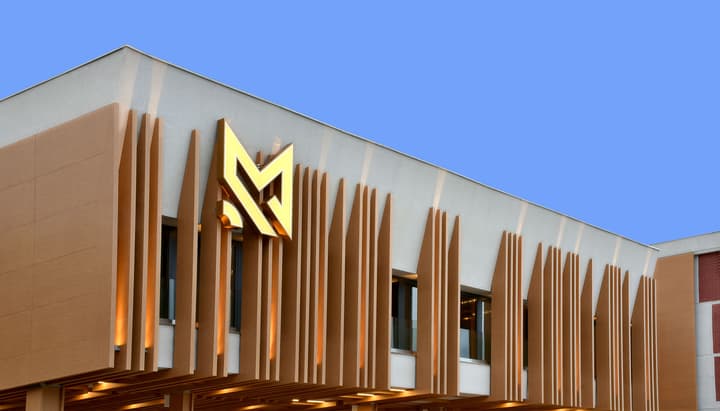 Maestral Resort & Casino