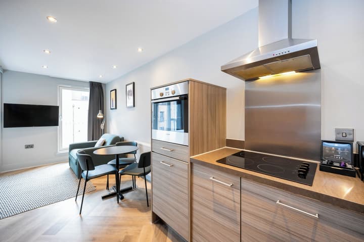 Staycity Aparthotels, Edinburgh, West End