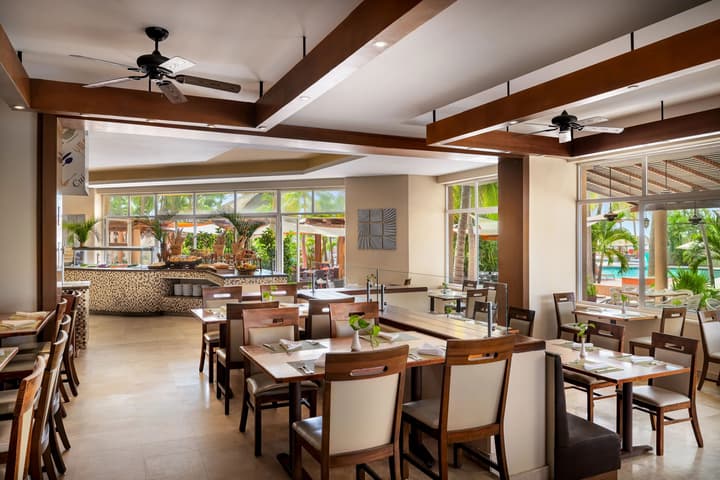 Sunscape Dorado Pacifico Ixtapa Resort & Spa - All Inclusive