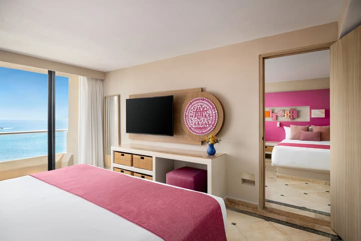 Sunscape Dorado Pacifico Ixtapa Resort & Spa - All Inclusive