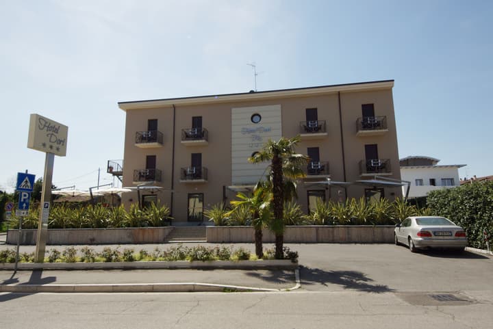 Hotel Dori