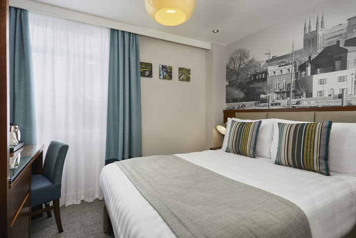 Seraphine Hammersmith Hotel