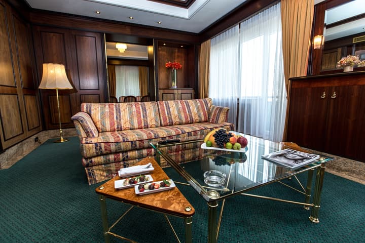 Rahat Palace Hotel