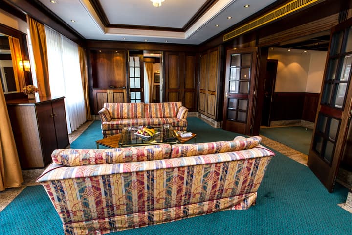 Rahat Palace Hotel